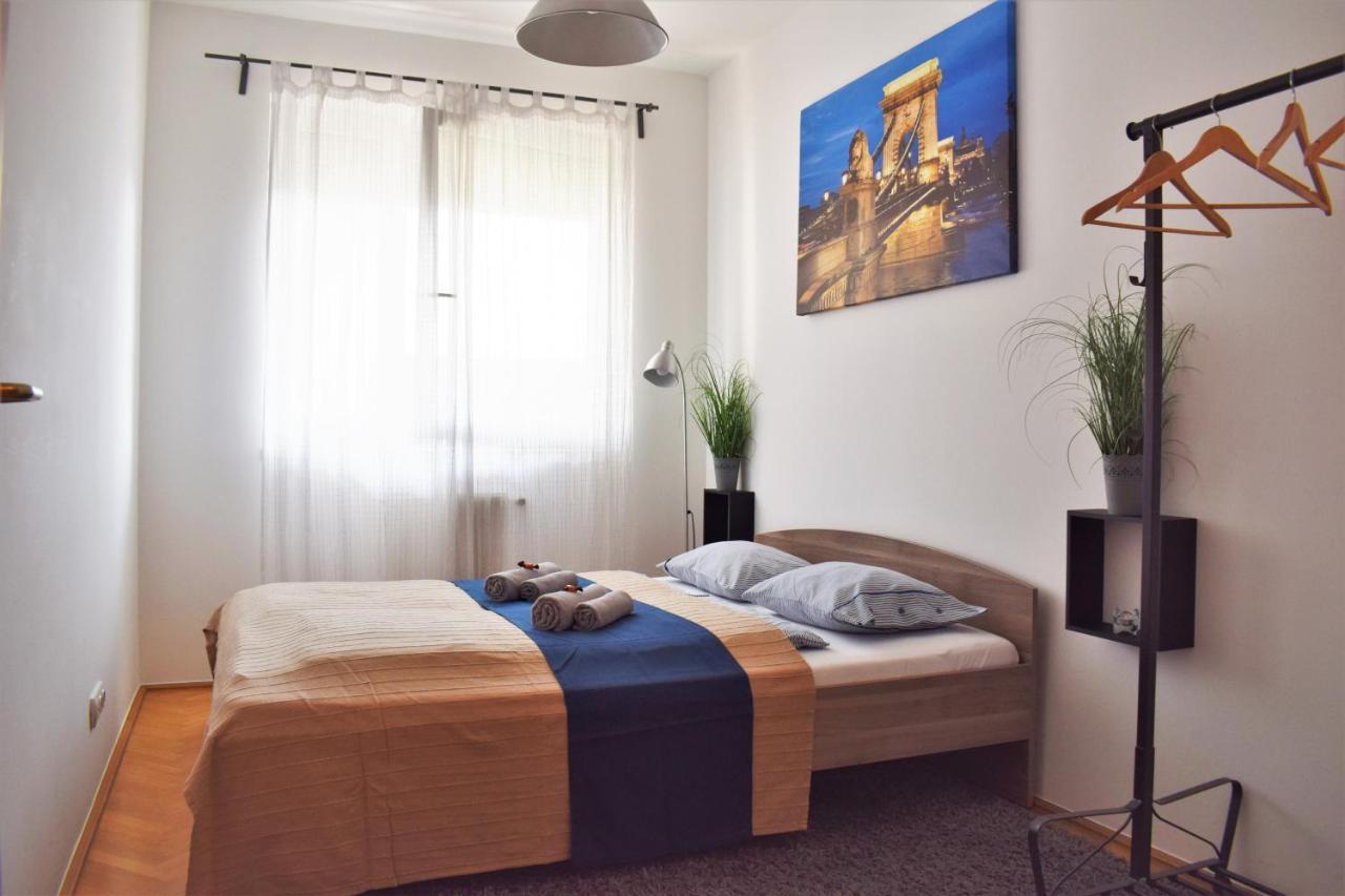 Cosy In Downtown With Free Garage Parking Apartamento Budapest